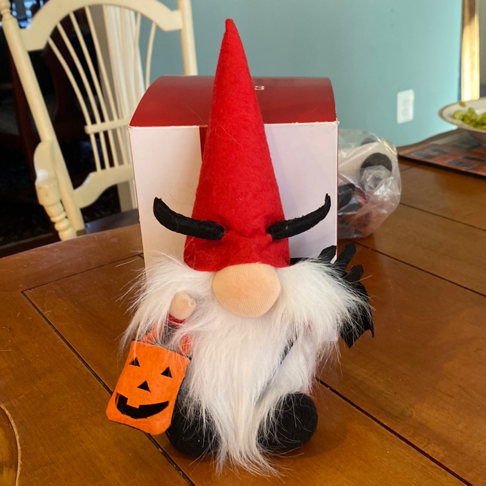 NEW Holiday Gnome - Bat Costume w Halloween Bag